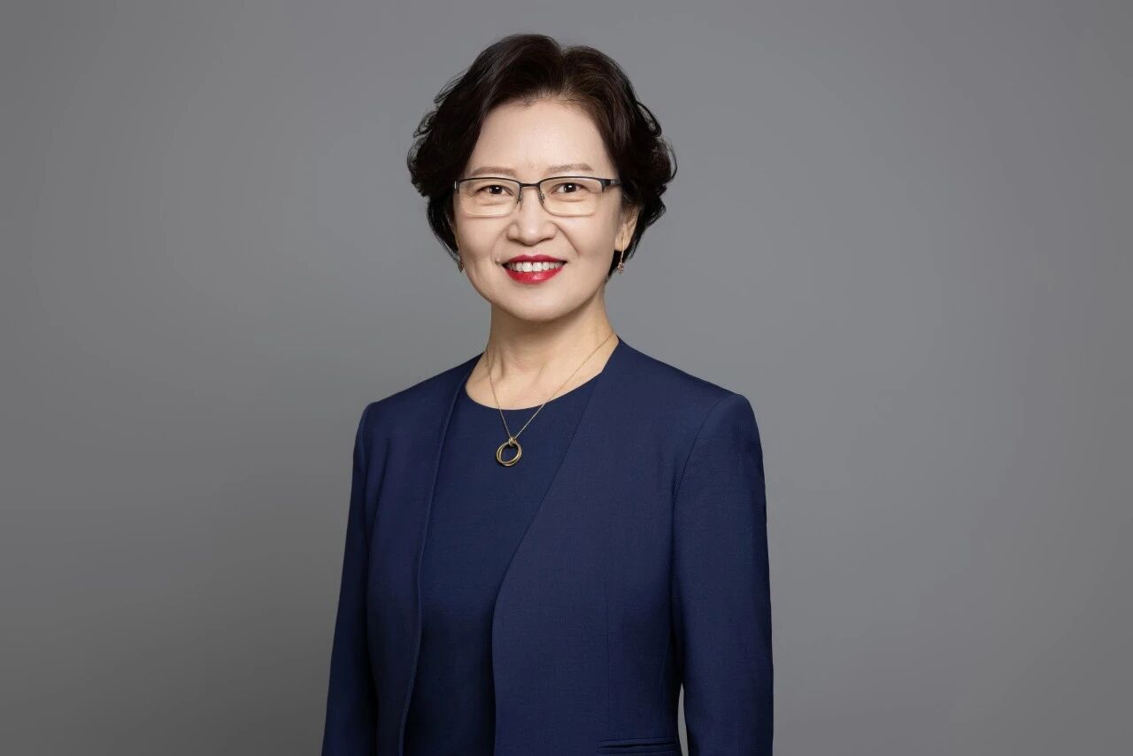 英特尔中国换帅:其首位女董事长王锐宣布本月退休,发展和深化了与华为的合作伙伴关系