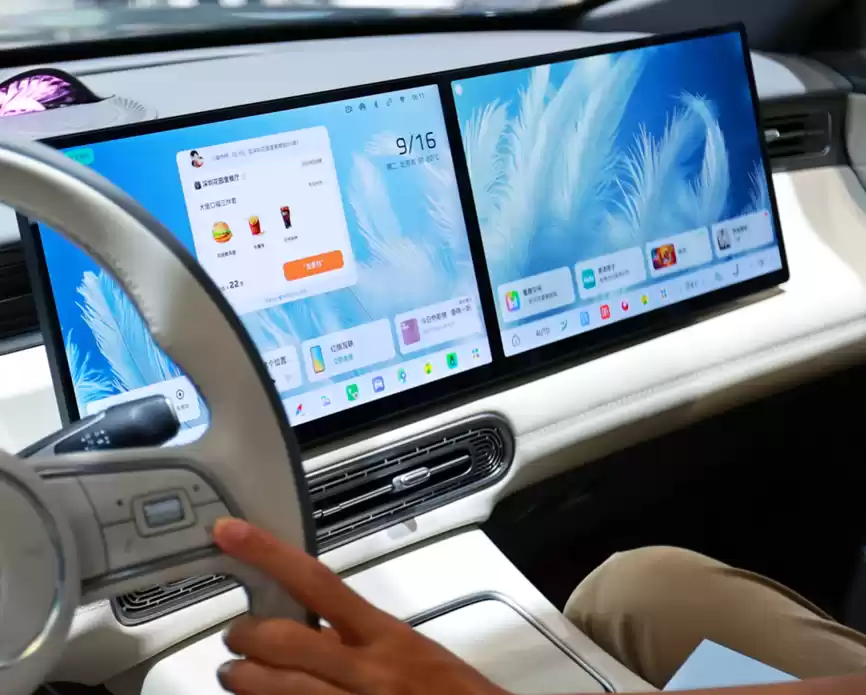 腾讯钟翔平：以“好用的AI”，助力汽车产业从增长到增效