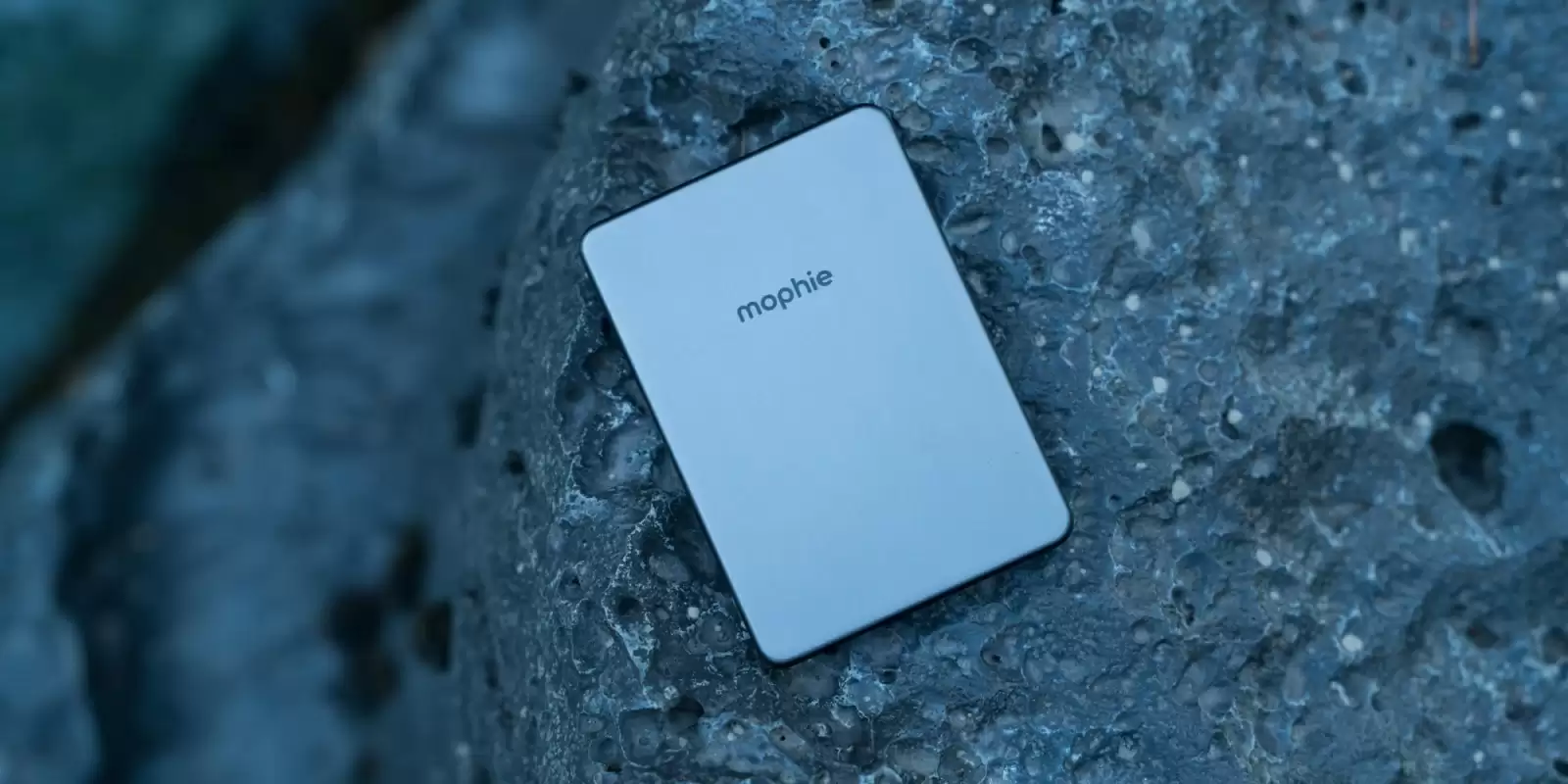 Mophie推四款Qi2认证无线充电宝