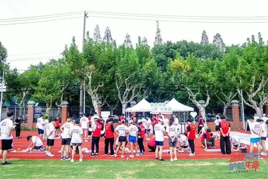 三师代表参与急救演练