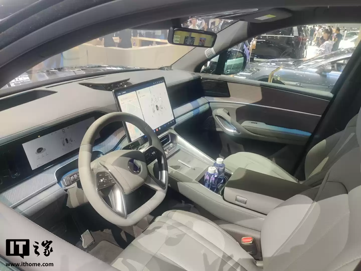 比亚迪2026款腾势N9