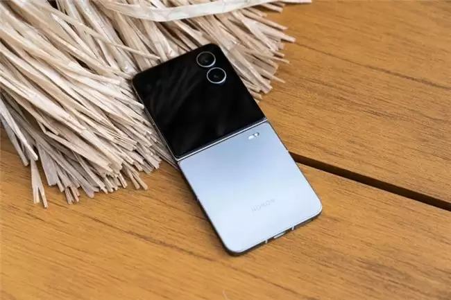 女生适合用什么手机？荣耀Magic