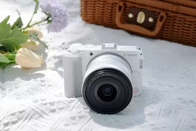 佳能R50V细节展示