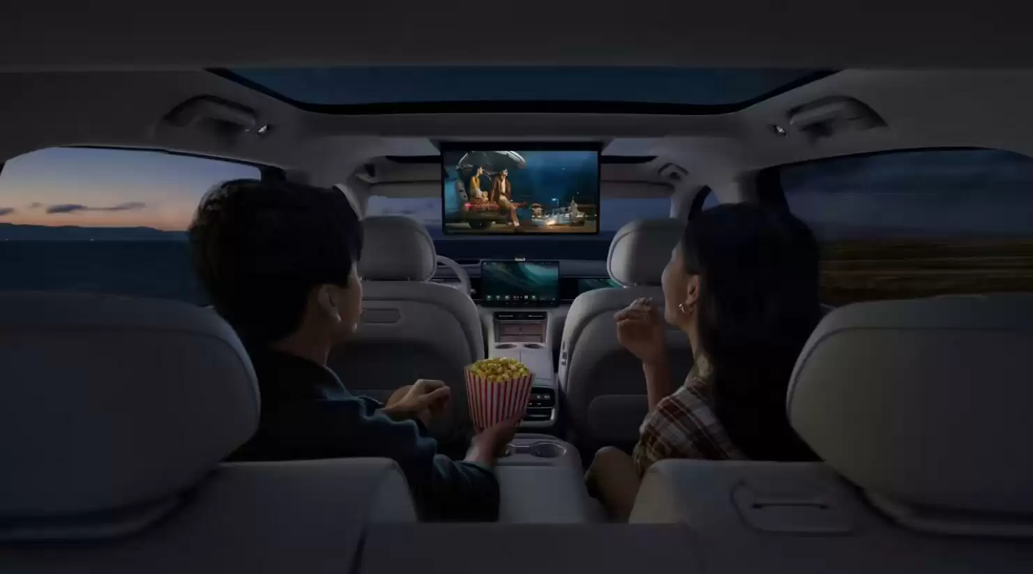 鸿蒙智行揭晓全新问界M7“幸福旗舰”座舱