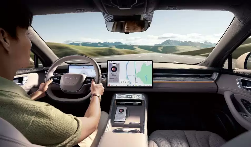 荣威M7 DMH智能系统