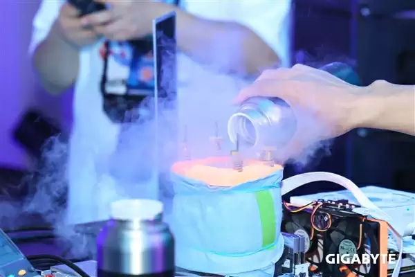 AMD锐龙7 9800X3D处理器