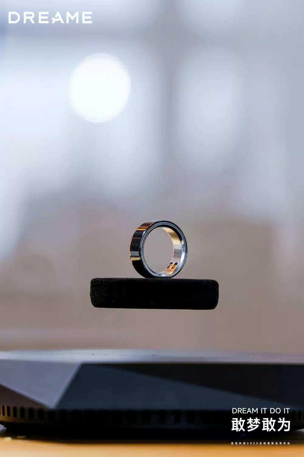 智能戒指佩戴效果