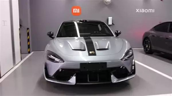 博主提SU7 Ultra用小米1拍照记录！雷军：感谢大家15年的不离不弃