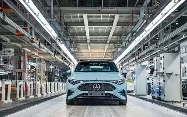 120km/h时速实测能跑572公里!全新奔驰CLA纯电版下线:续航866公里