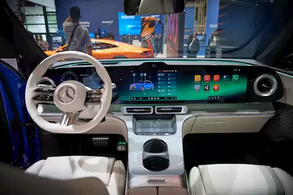 奔驰总监狠批宝马奥迪设计:内容小易分心、风格还老旧