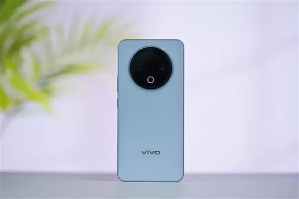 8200mAh双灭霸手机!vivo