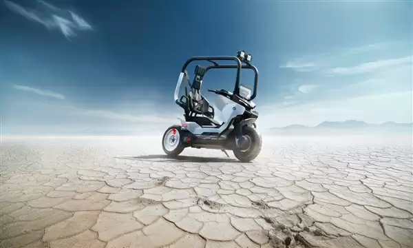 宝马发布全新纯电概念摩托：自带防护笼