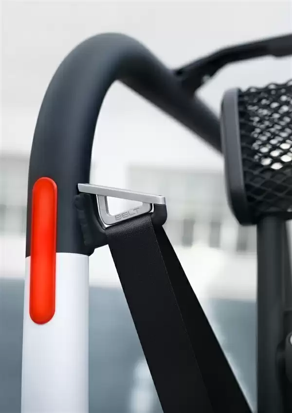 宝马发布全新纯电概念摩托：自带防护笼