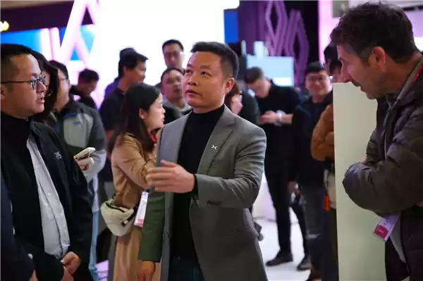 何小鹏：未来预计汽车公司的年研发投入达500亿元