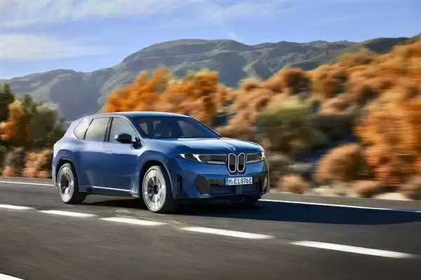 窄鼻孔+大墨镜 新世代宝马iX3官图泄露：有爱的吗