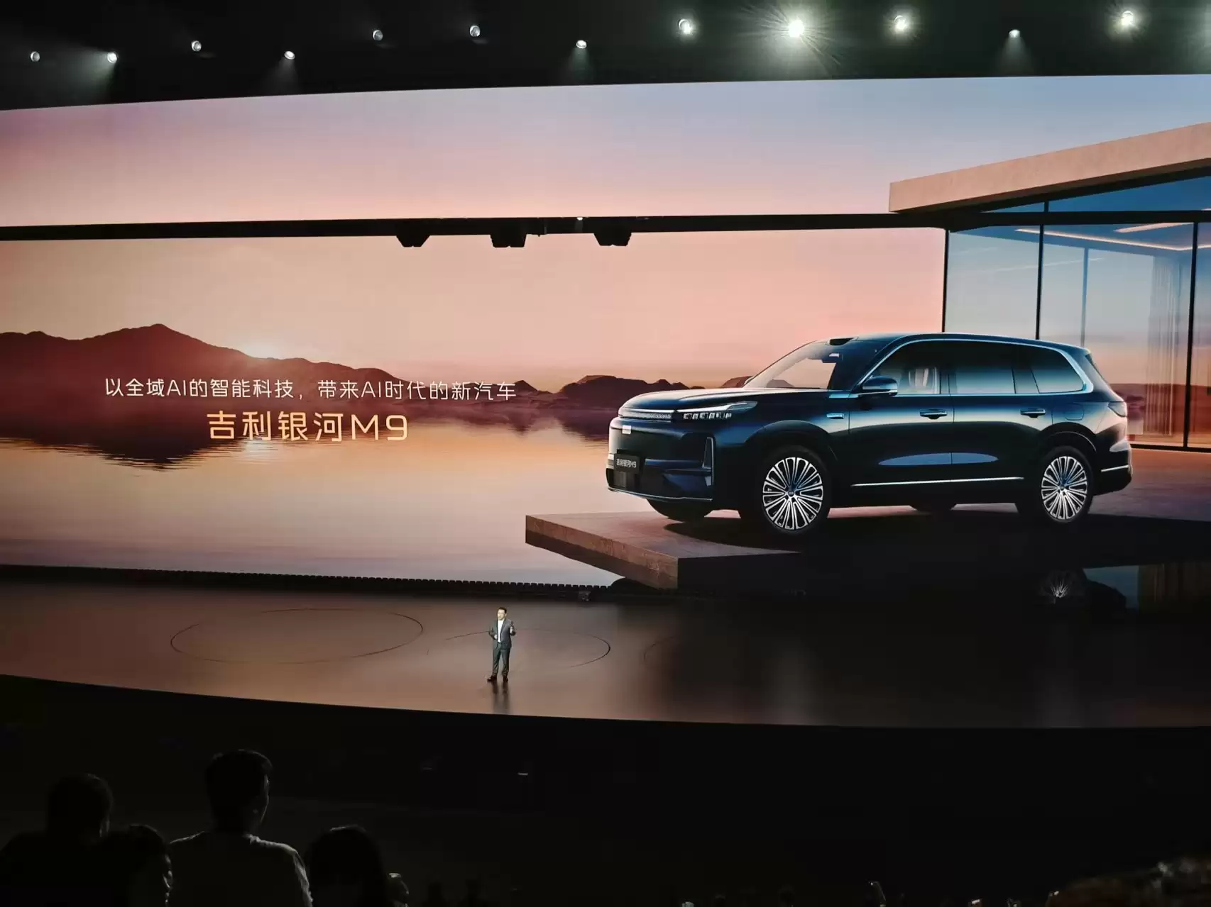 大六座SUV重点不仅是大，它将开启AI上车新时代