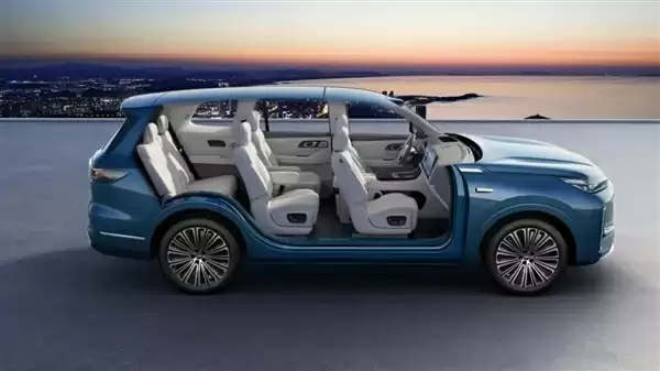 银河M9座椅布局