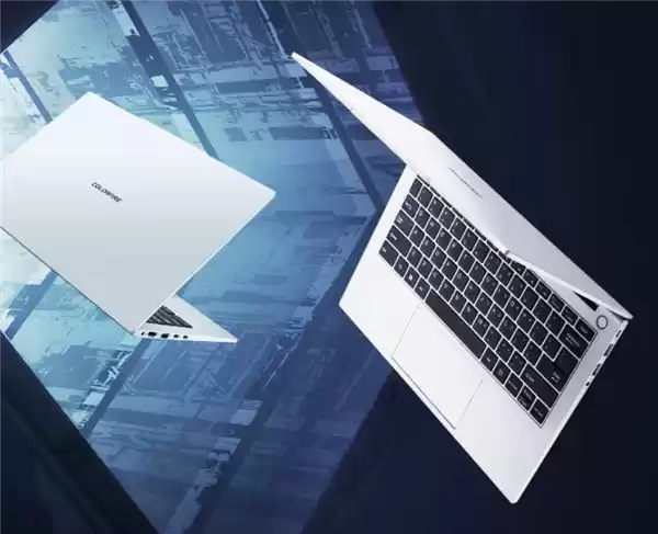 国补后只要3039.2元!七彩虹COLORFIRE首款轻薄AI笔记本开卖:锐龙7