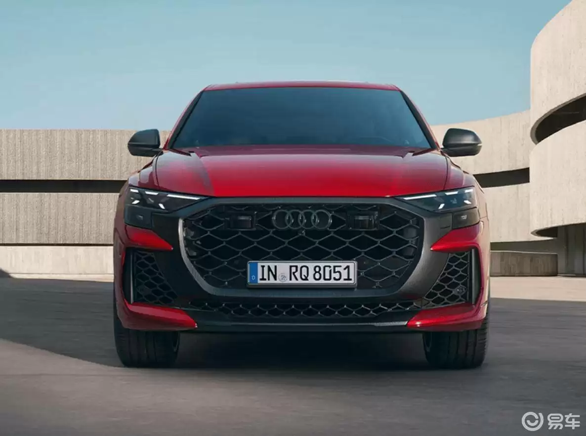 2026款奥迪RS Q8 Performance