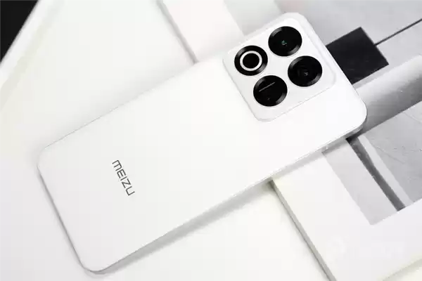 魅族22上手:3000元档小屏手机的最优解