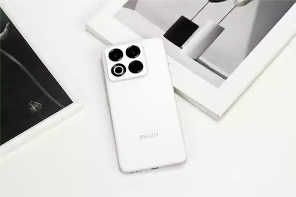 魅族22上手:3000元档小屏手机的最优解