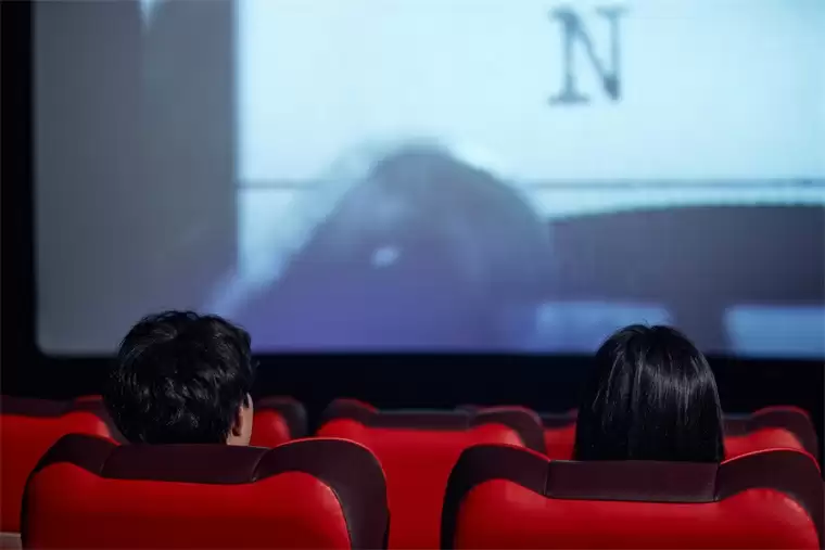 电影《731》上映一天！总票房破4亿，场次突破26.9万场