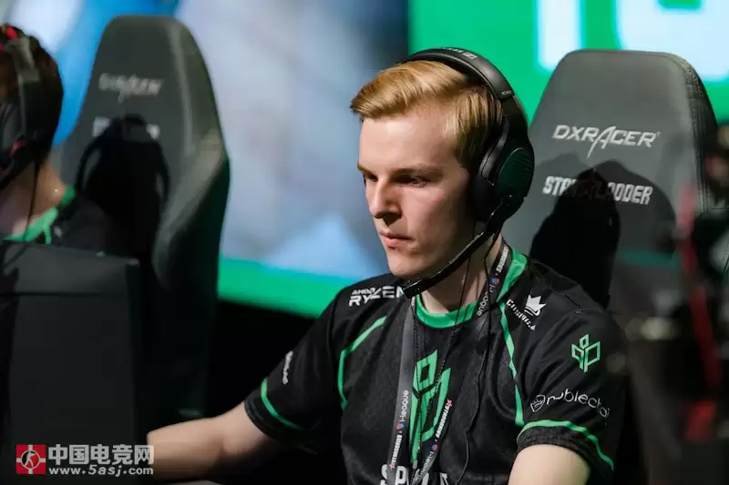 Falcons青训教练NaToSaphiX被曝利益输送