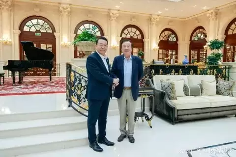 广汽与华为联合发布高端智电新品牌