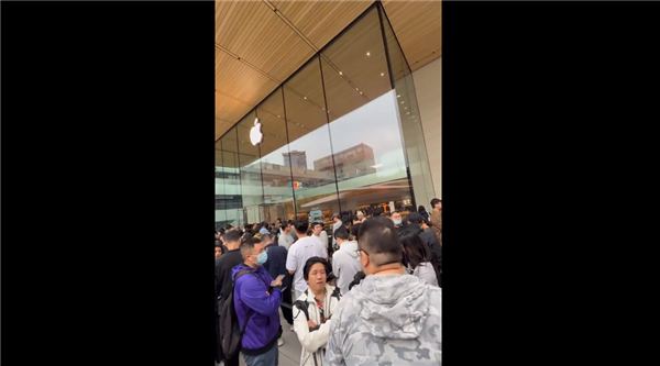 5999元起！iPhone17发售
