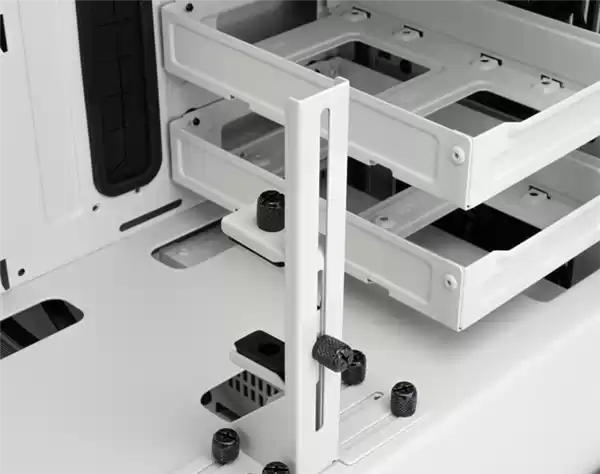 银昕推出FLP02机箱：复古塔式设计