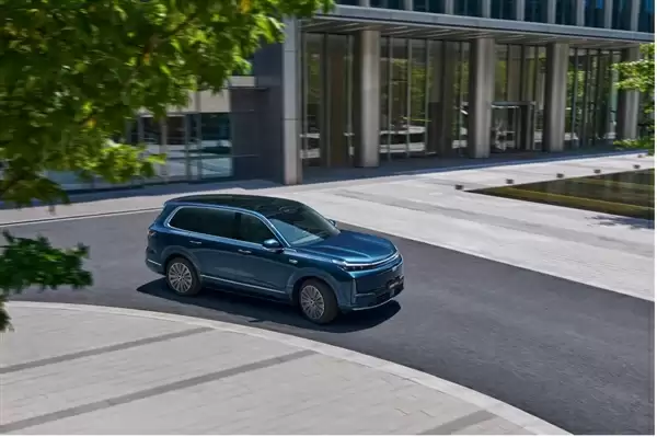 17.38万的大六座SUV 吉利用银河M9敲碎了友商的心