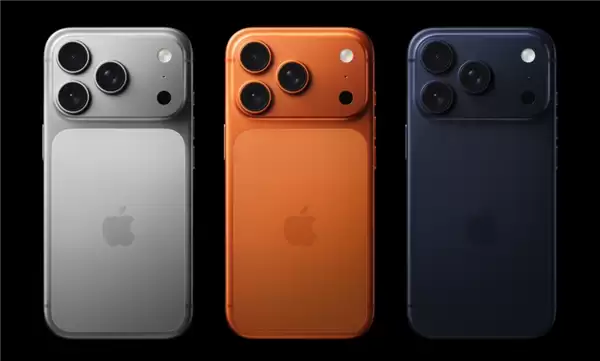 小米YU7内饰绝配iPhone