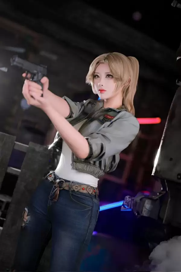 还原度超高!性感韩援Yasal最新《消逝的光芒:困兽》COS美图