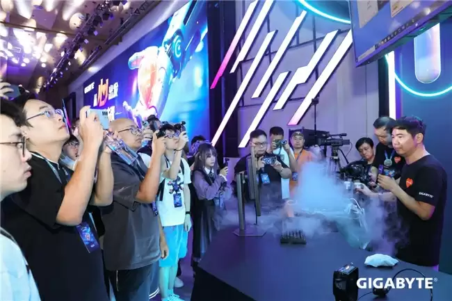 技嘉2025发布会现场