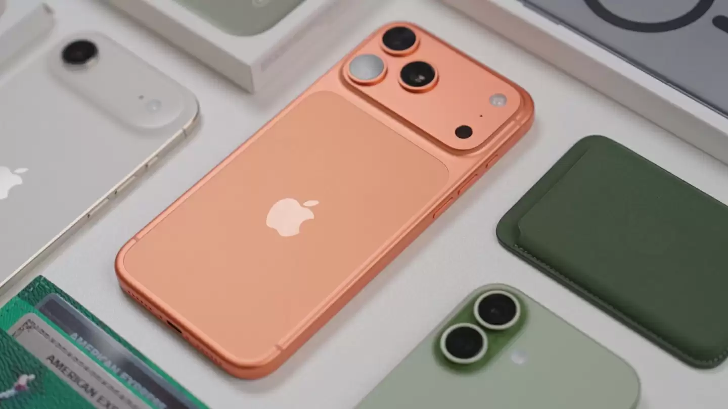 首批苹果 iPhone 17 / Pro 系列已送达用户，部分网友已晒出开箱图