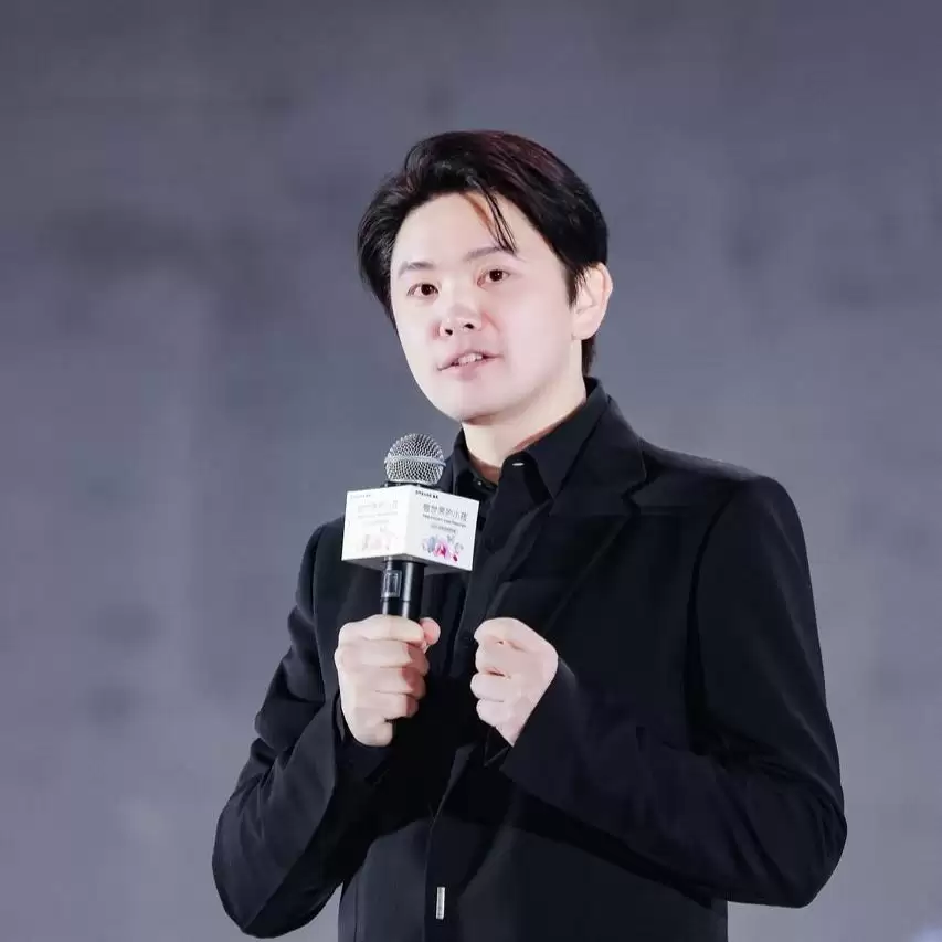 追觅手机产品图