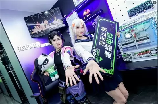 联名店内部环境