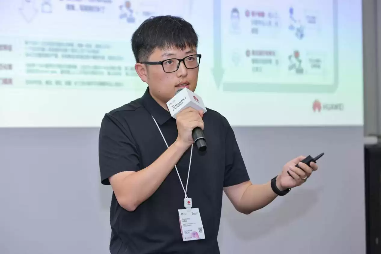 华为CloudRobo具身智能平台发布