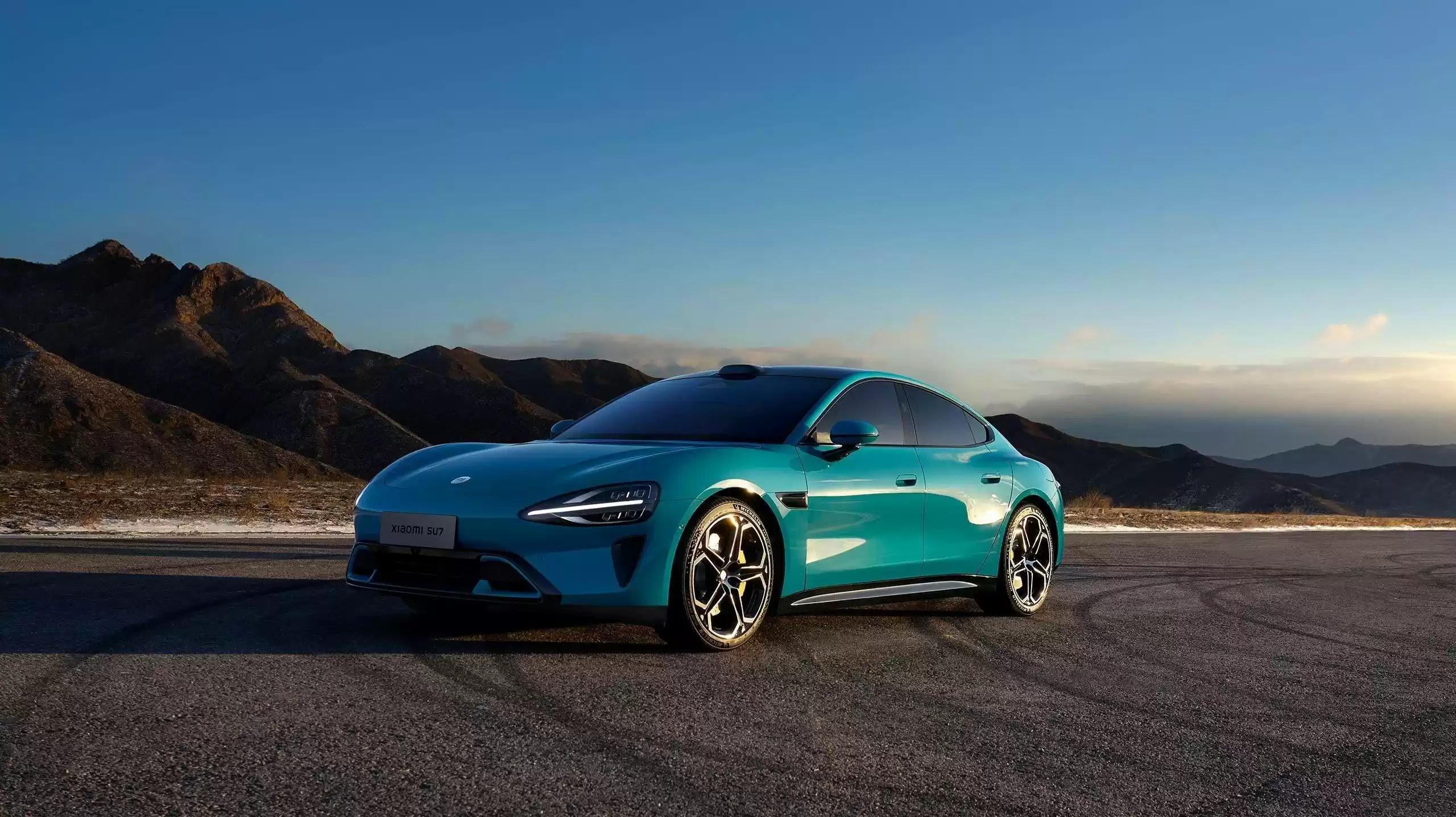 智能辅助驾驶示意图