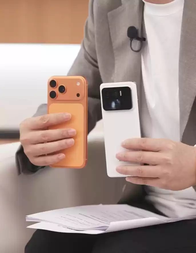 卢伟冰直播回应小米17设计争议：背壳创新打破同质化