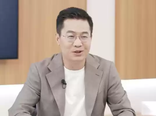 卢伟冰回应小米17系列改名:肯定不是蹭苹果热度!产品升级巨大