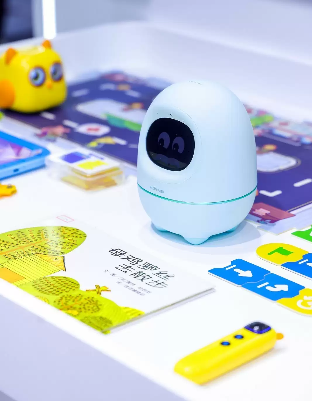 阿尔法蛋学前教育数字化解决方案亮相2025亚洲教育装备博览会