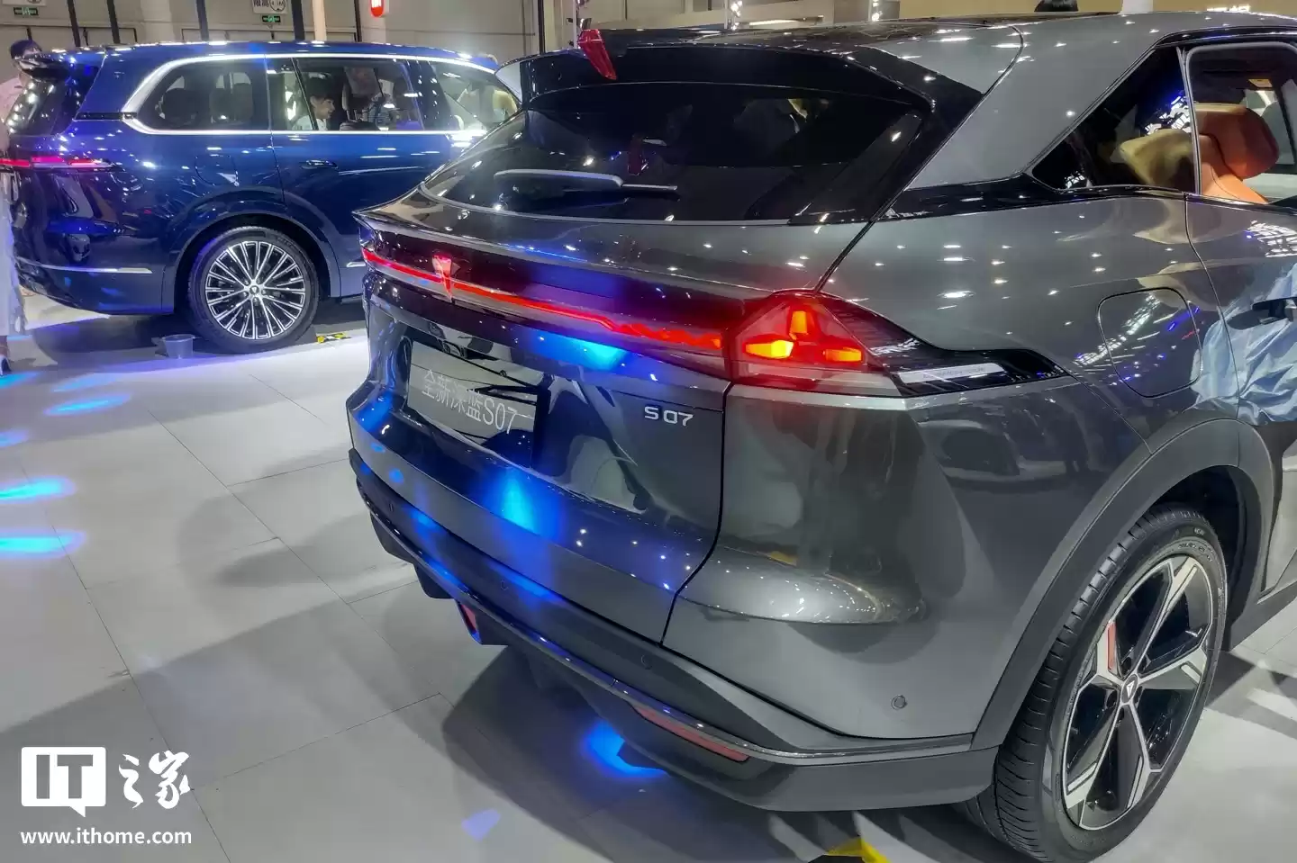 深蓝汽车南京数智工厂正式挂牌,全新