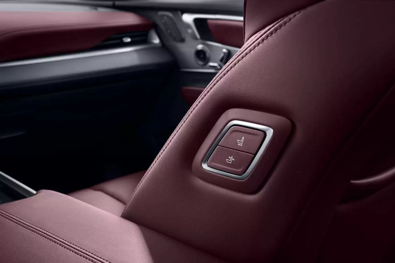 别克君越内饰设计