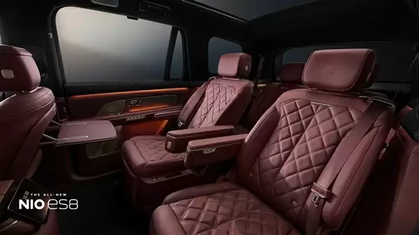 蔚来ES8冰箱配置