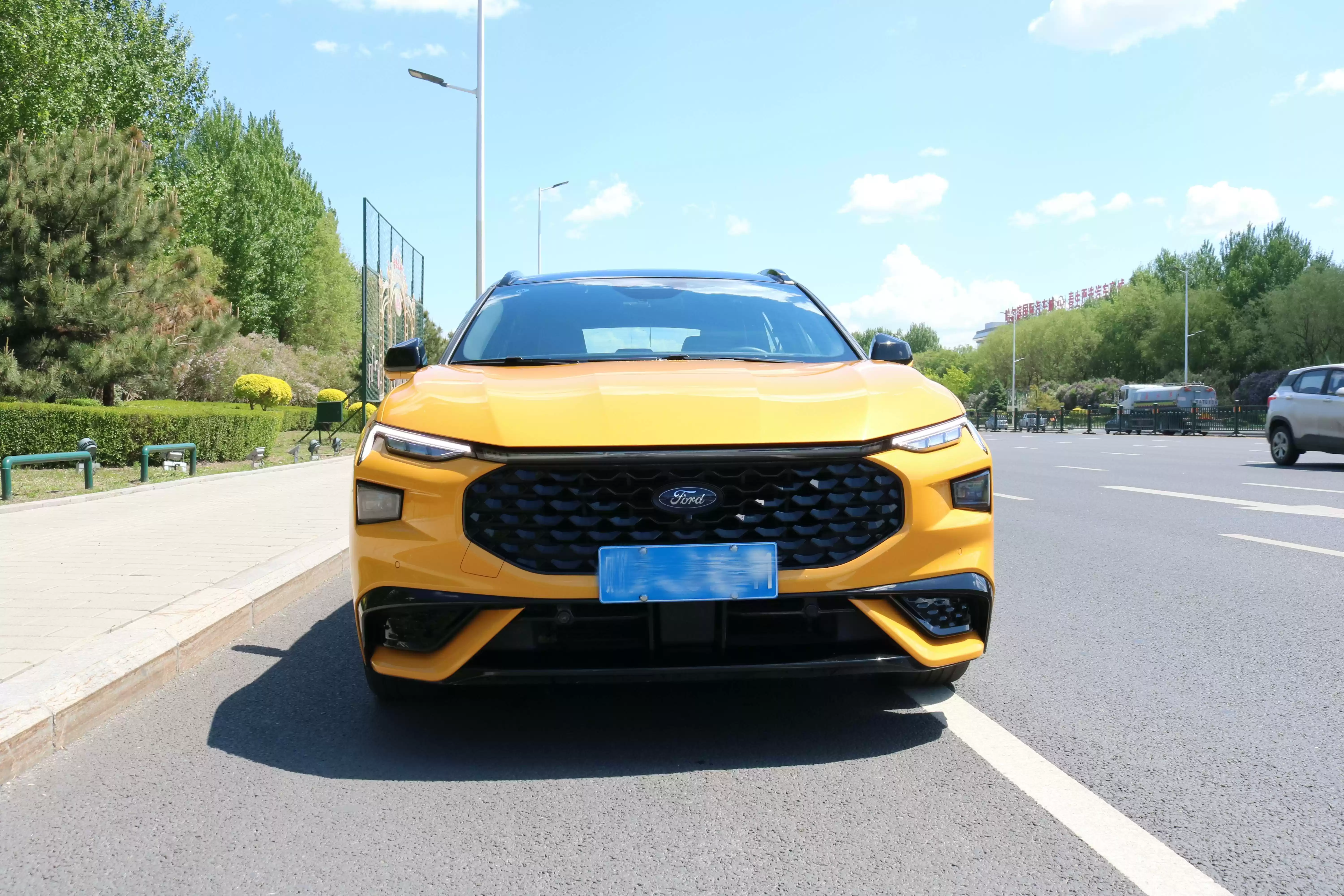 蒙迪欧运动版动态展示