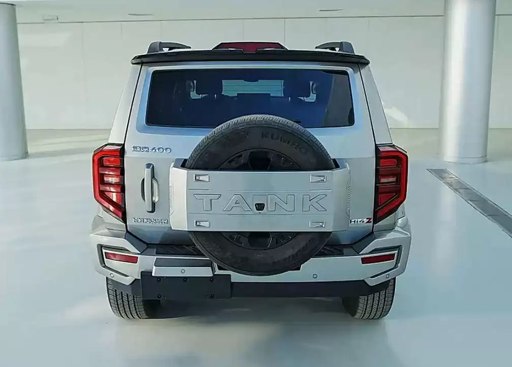 新款坦克400尾部设计