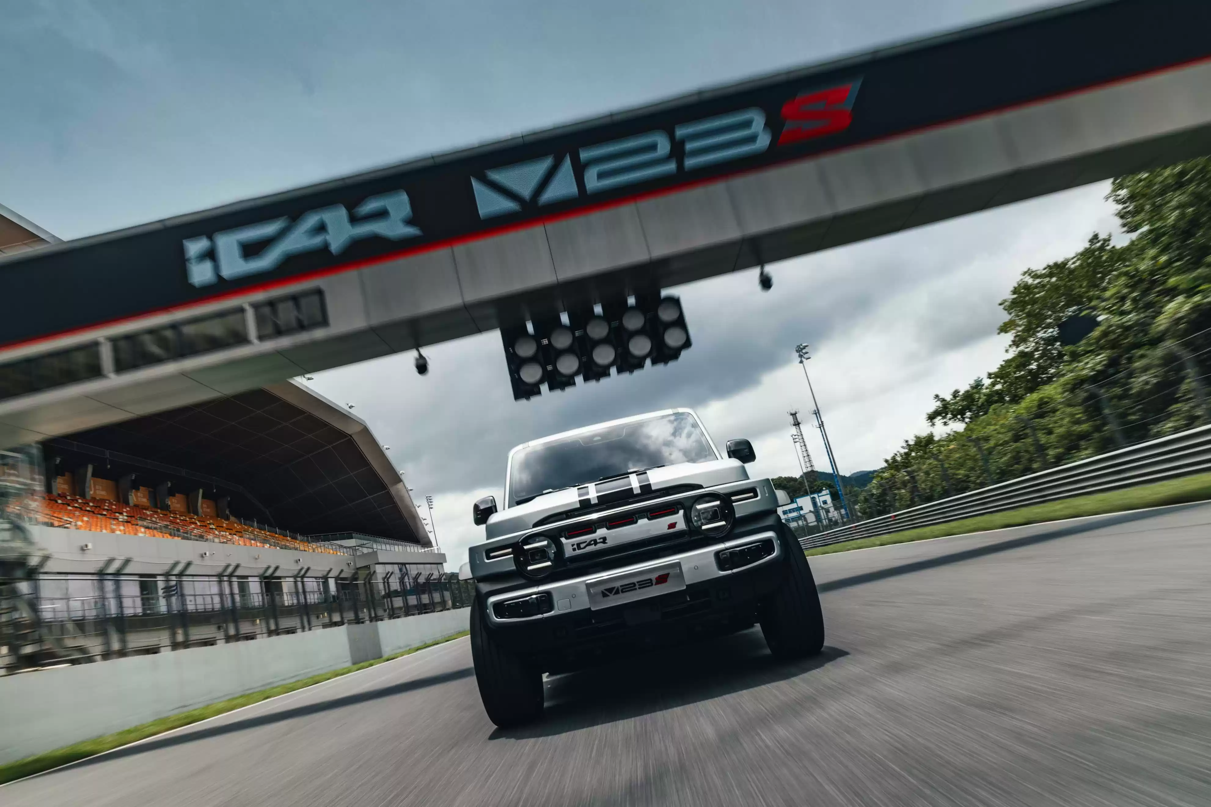 iCAR V23性能展示