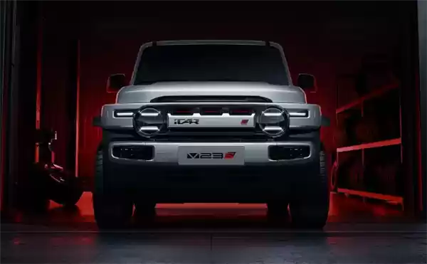 奇瑞iCAR超级V23上市:12.28万起,4.5秒破百,重塑15万级电车性能标杆