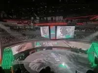 三角洲行动一周年官宣联动合金装备3RE并推雷蛇定制外设